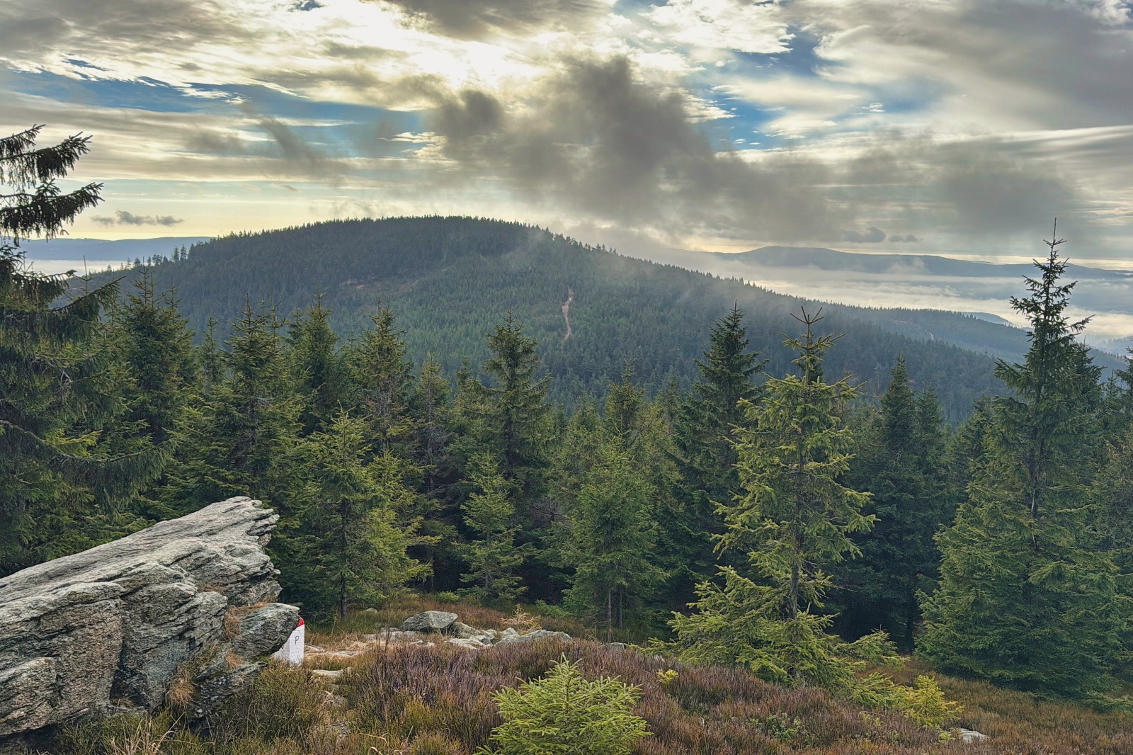 20251220 Trójmorski Wierch 9CD74744 E89E 4E5A 8A26 4C6B8BBE3010 039 ip16p social